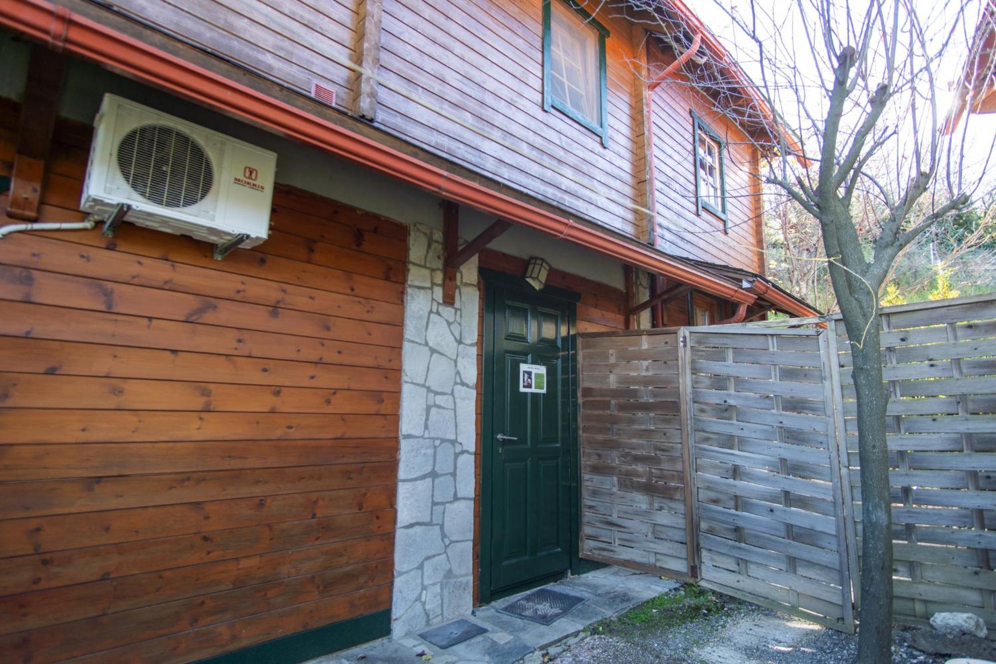 Zeus-Village Οικισμός Φινλανδικών Chalet Με Πισίνες & Γυμναστήριο Molos  Bagian luar foto